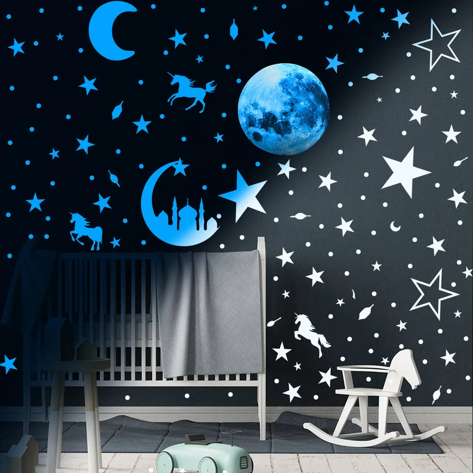 Adesivi Murali Fluorescenti A Forma Di Stelle E Luna Per Cameretta – Set Di 4 Pezzi, In PVC, Per Soffitto E Pareti, Decorazione Luminosa!