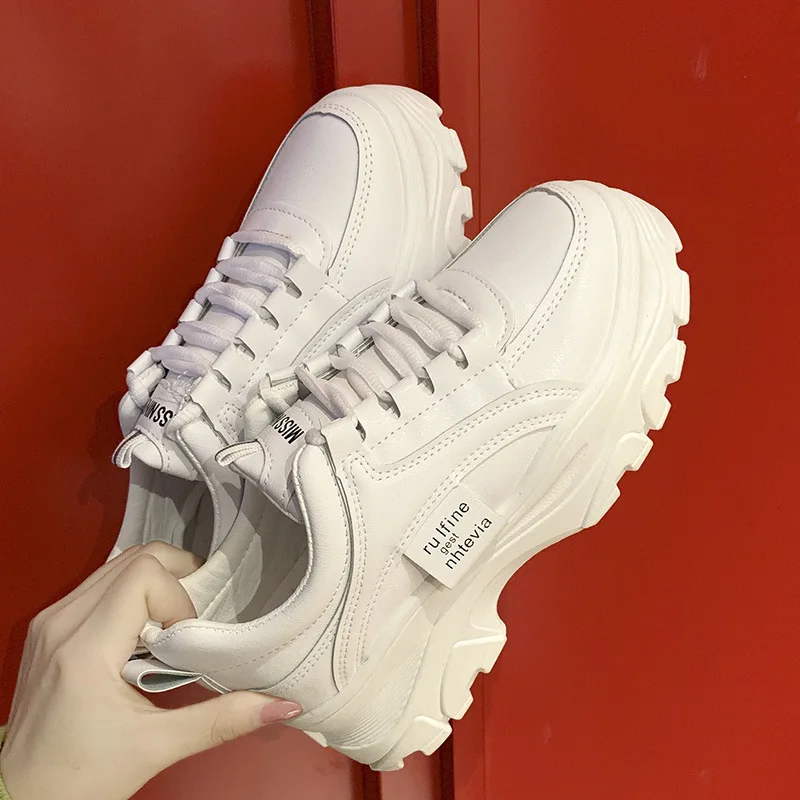 Кроссовки на толстой подошве повседневная обувь для бега шнуровке белые пожилых