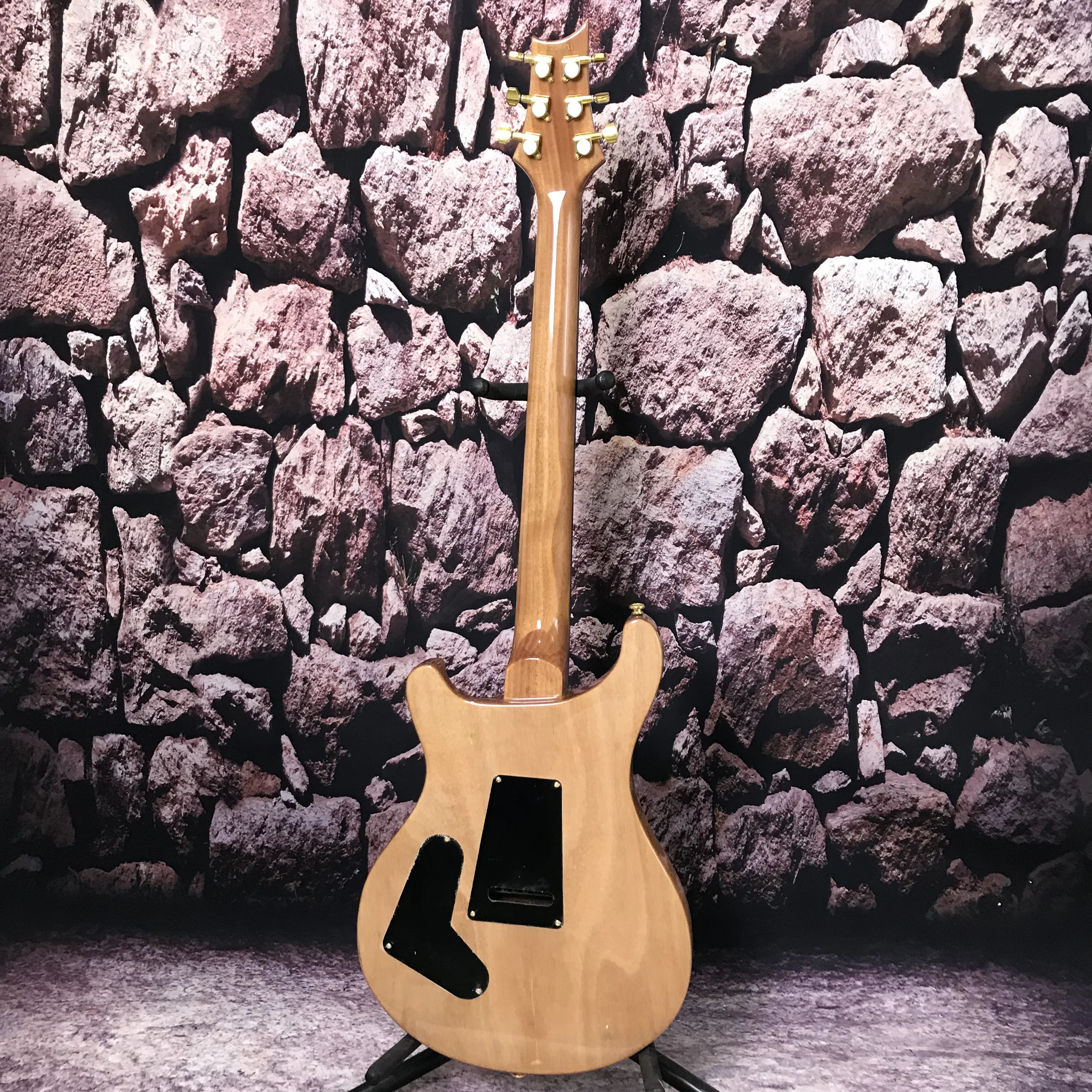 Factory Electric Guitar Natural Color Maple Wood Top Bird Good Sound Quality