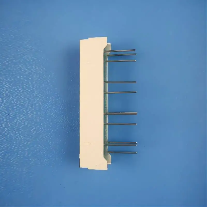 Factory Outlets--2pcs BL28Z-3005SA04Y Used for audio equipment display device 28segment yellow LED light bar display device