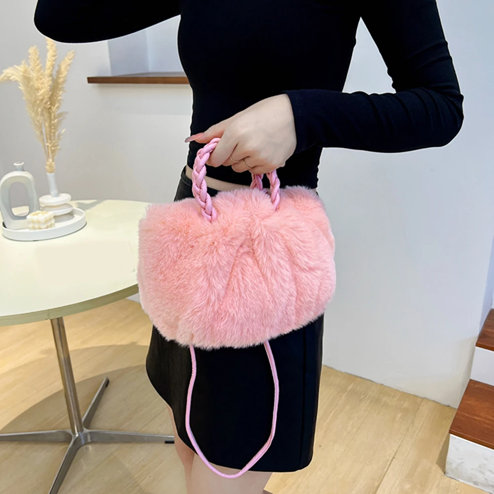 [WOOALONG]UNISEX★Fur pouch bag Fur pouch bag (퍼 파우치 백 라이트)
