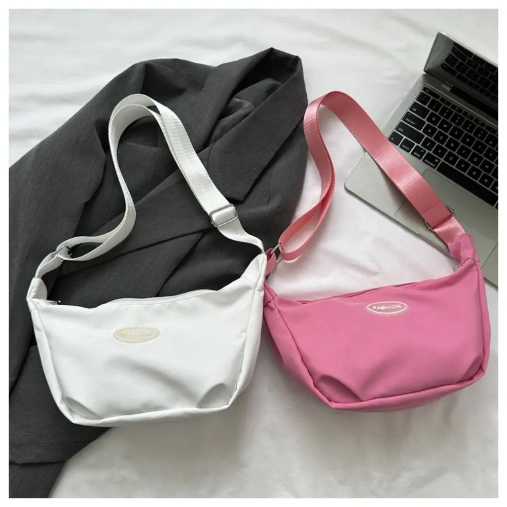 

Fashion Messenger Bag Women's New Trendy Dumpling Bag Lightweight Small Shoulder Bag Armpit Bag Simple Shoulder Canvas Bags