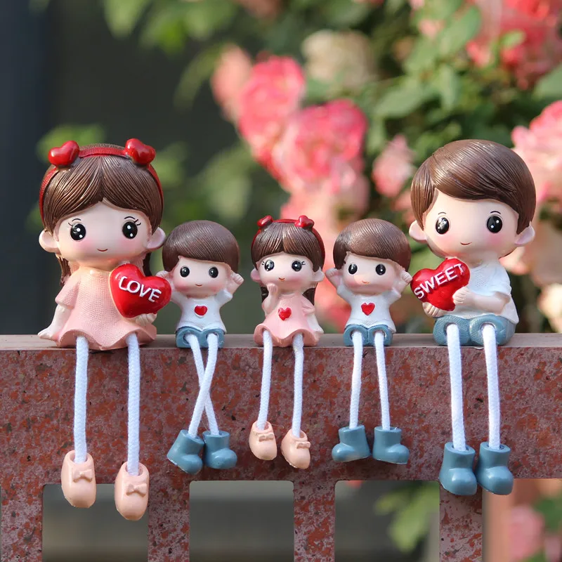 

Family Doll Resin Figurines Children's Bedroom Home Wall Shelf Living Room Decoration Wine Cabinet Ornaments Doll Wedding Gifts