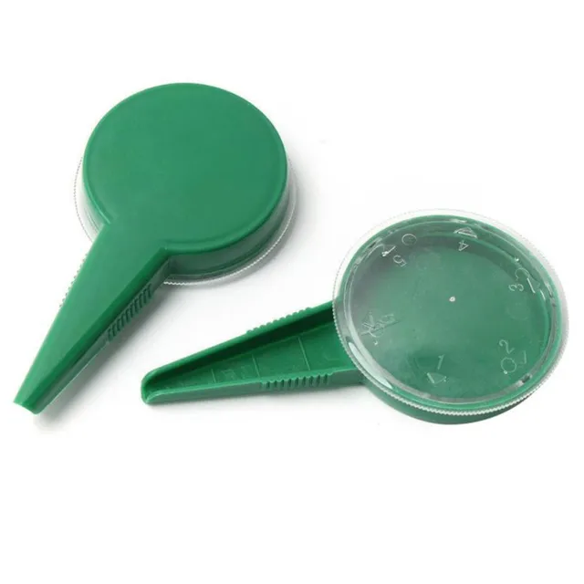 blackish green