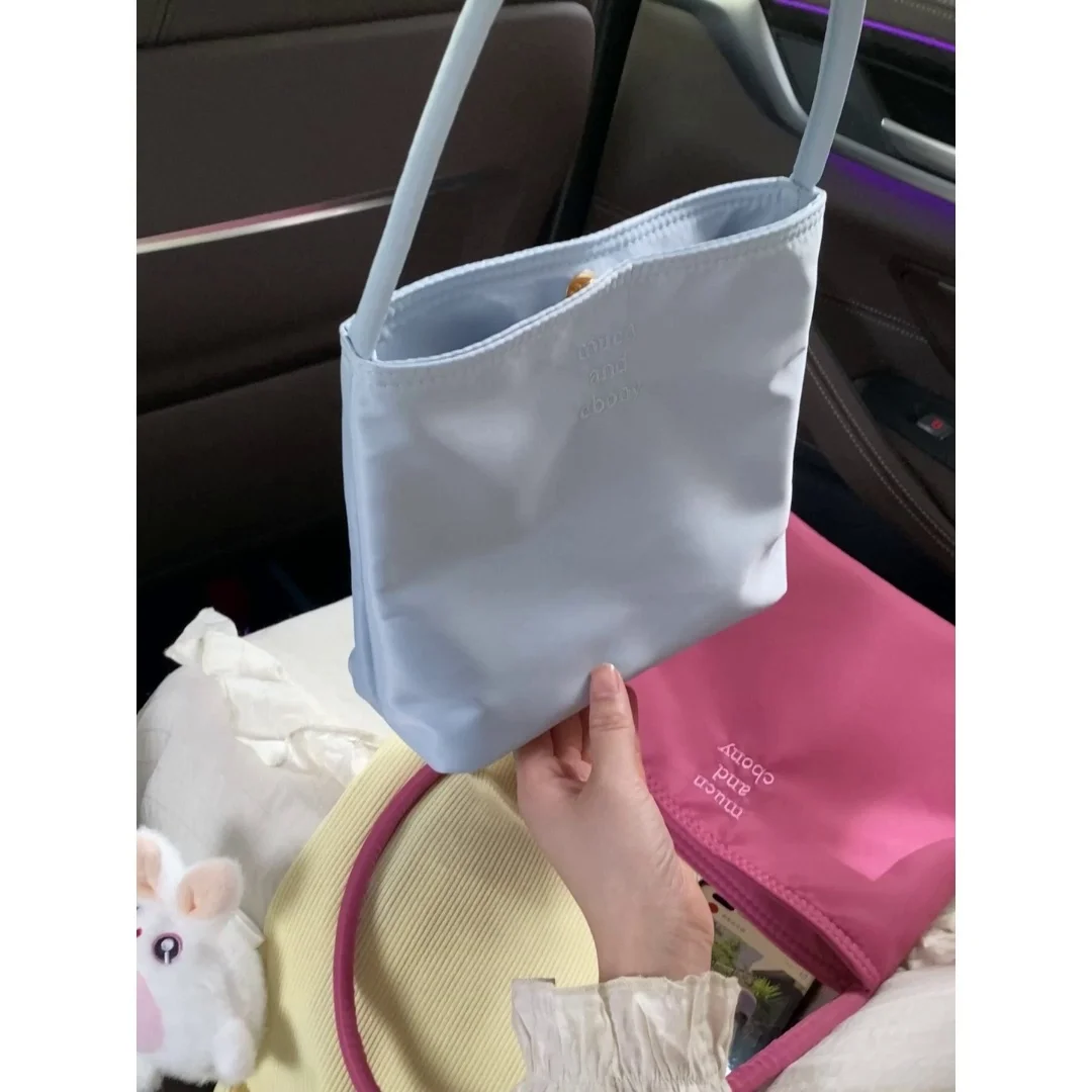 

Korean Casual Handbags For Women Fashion Women's Shoulder Bag High Capacity Shoulder Bag For Women Versatile Pillow Shoulder Bag