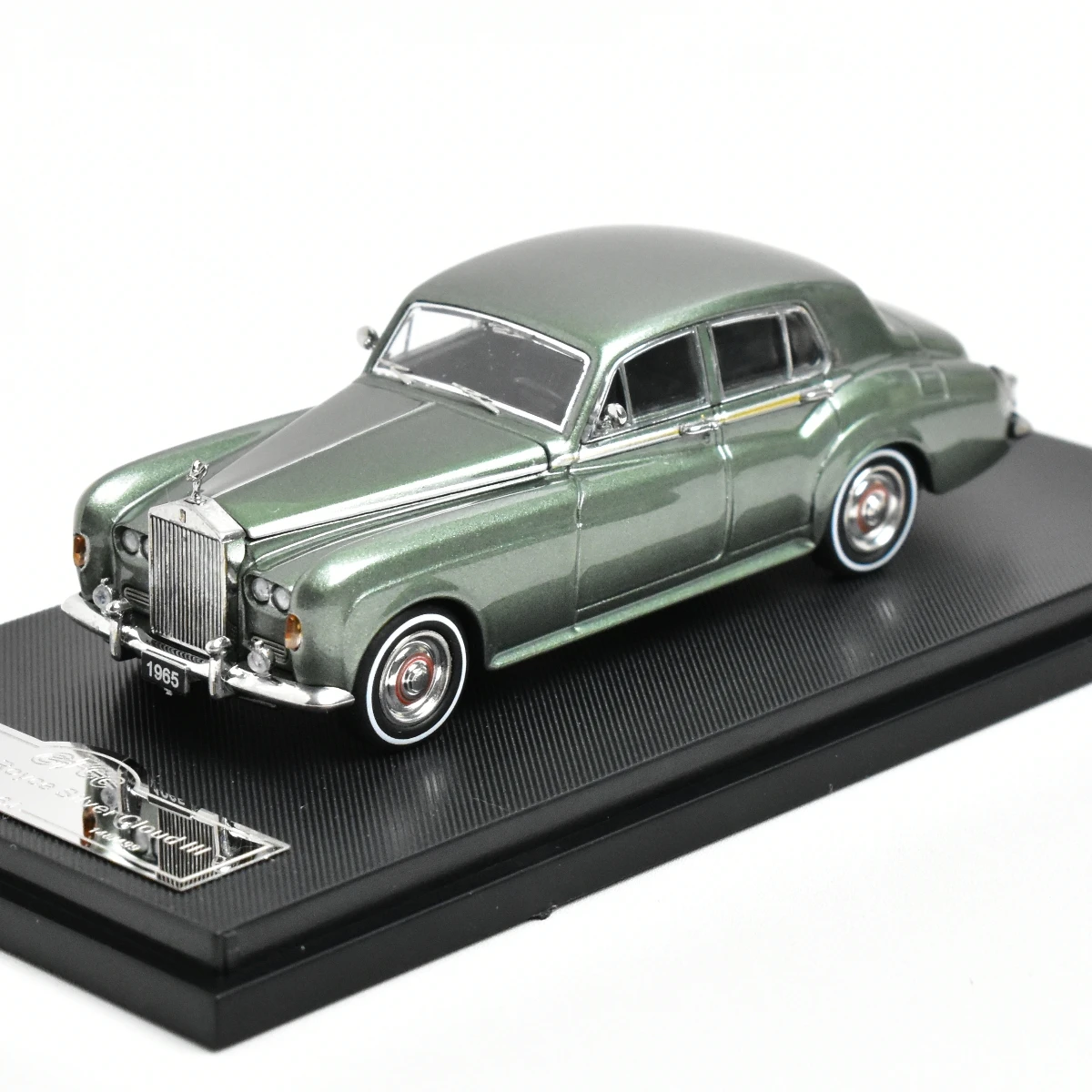 GFCC 1:64 Rolls Royce silver cloud 1965 Diecast Model Car