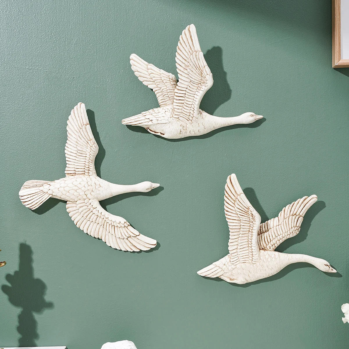 1PC, a home wall decoration in the shape of a wild goose spreading its wings, made of golden and white resin material