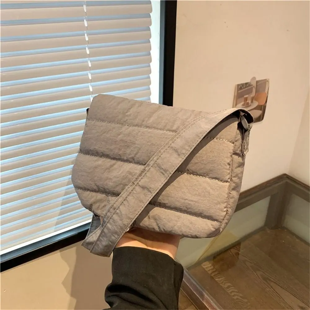 One-shoulder Underarm Bag Women's Large Capacity Shoulder Bag Solid Color Simple Casual Commuter Bag