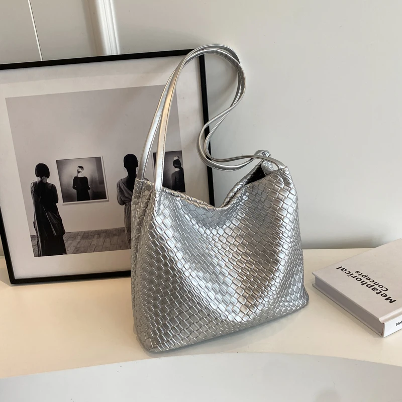 

2022 Luxury Designer Woven Solid Color Tote Bags for Women Shopping Bag New Style Fashion Large Capacity Shoulder Bag Handbag