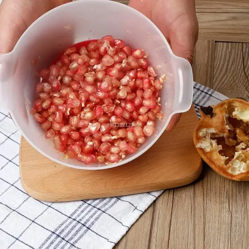Safety Pomegranate Peeling Bowl Kitchen Accessories Silicone Pomegranate Peeling Machine Home Kitchen Fruit and Vegetable Tool