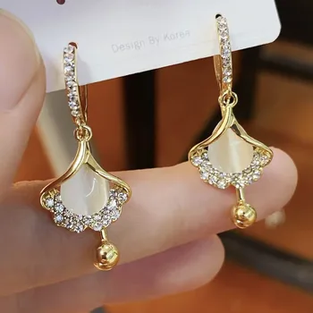 Korean Fashion Cat Eye Stone Tassel Earrings For Women Jewelry 2025 Trending New Luxury Crystal Ginkgo Leaf Drop Earrings Gifts