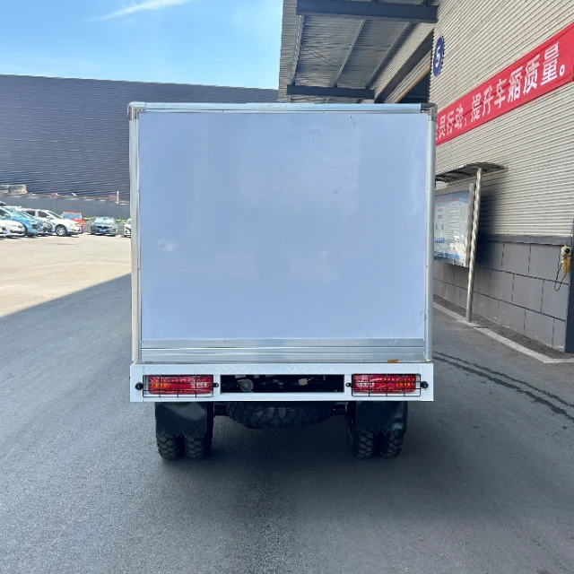 2025 Best Seller Factory Direct Sales KAINIU Closed Cargo With Refrigerator Tricycle 8℃~-18℃ Adjustable Tricycle Motorcycle - Image 4