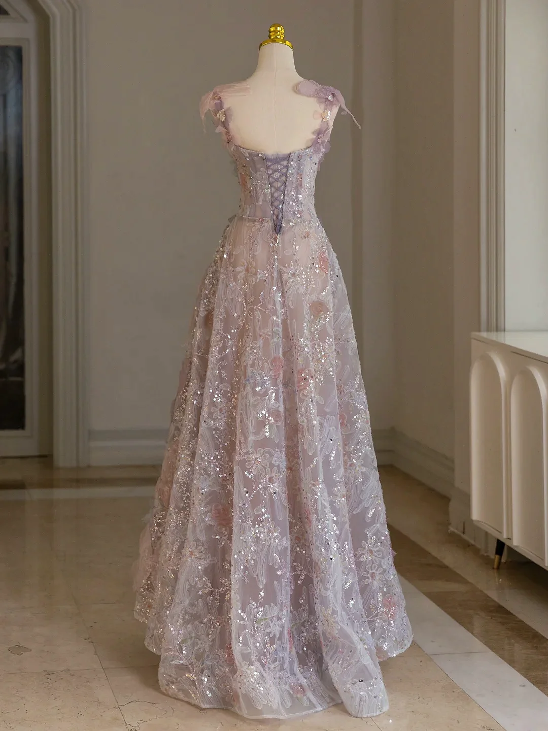 Elegant Colorful Sling Prom Dress Spring Summer Sweet Sleeveless Backless 3D Flower Sequined Tulle Girls Party Evening Gown