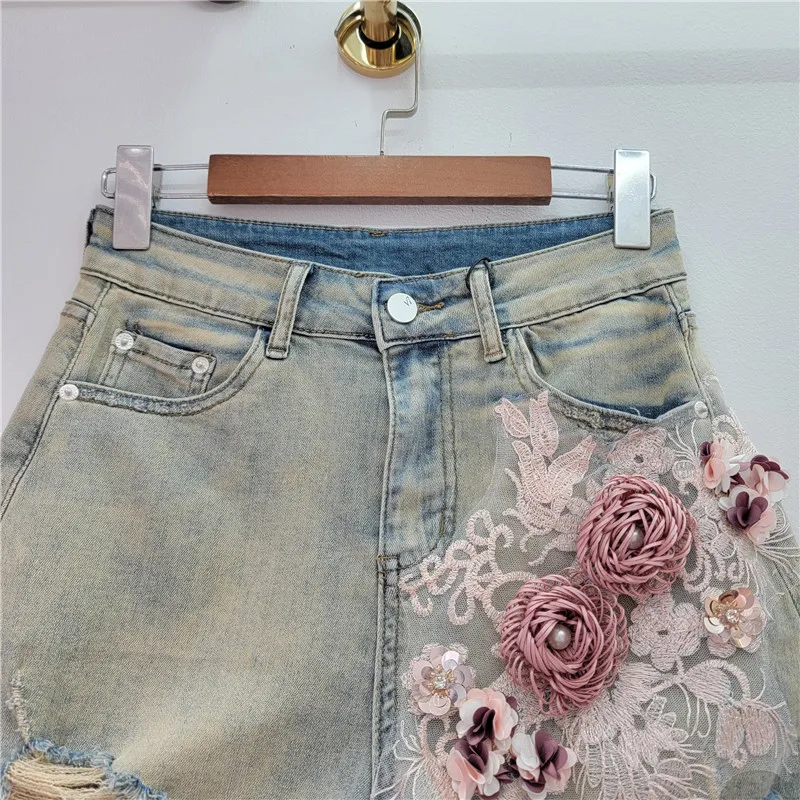 Embroidered Three-Dimensional Flower Straight Shorts 2024 Summer Retro Slimming Distressed Raw Edge Denim Shorts Women Clothing