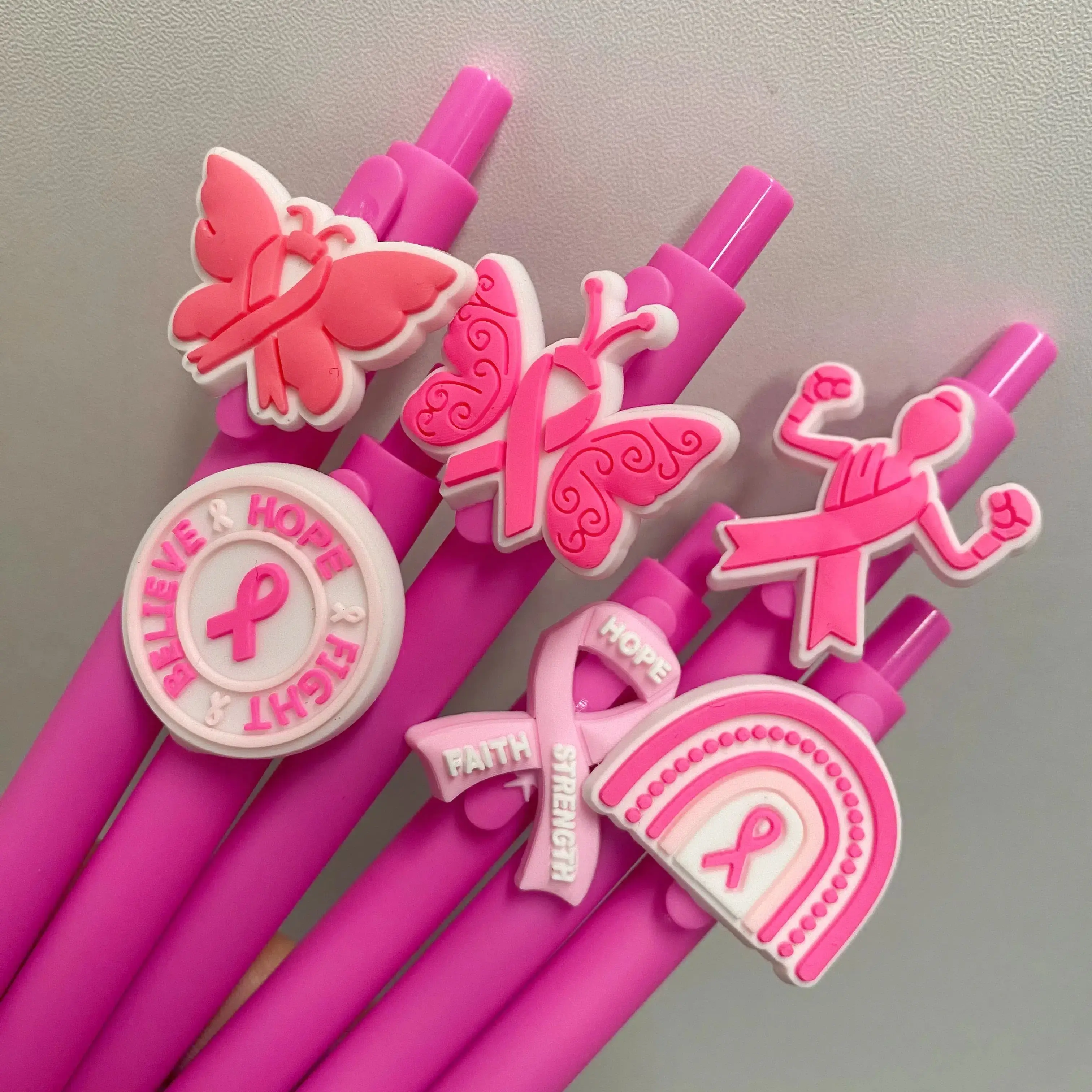 6Pcs 로즈 레드 개폐식 젤 펜 0.5mm 여성 역량 핑크 리본 인식 펜 대량 파티는 검정 잉크로 선물을 선호합니다