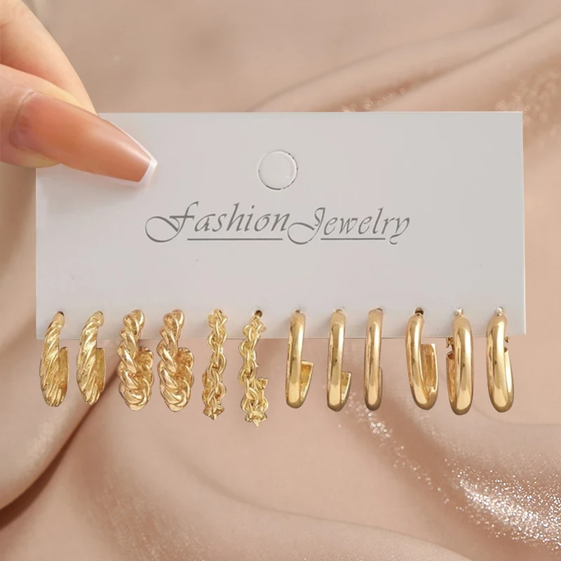 17KM Pearl Twist Hoop Earrings Set Butterfly Acrylic Dangle Earrings for Women Metal Hollow Gold Plated Earring Cartoon Jewelry