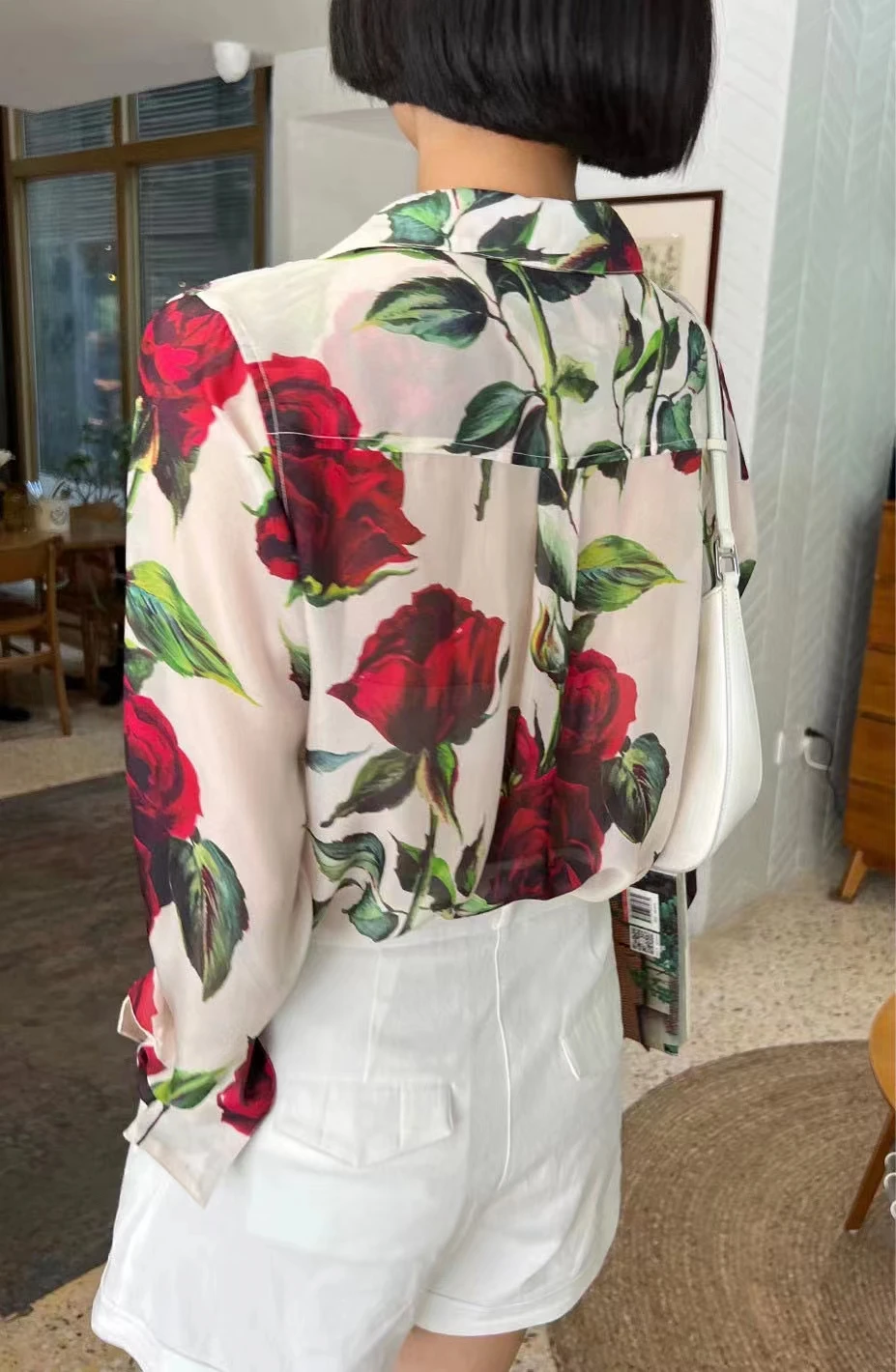 Рисунок 3 - Женская шелковая блузка