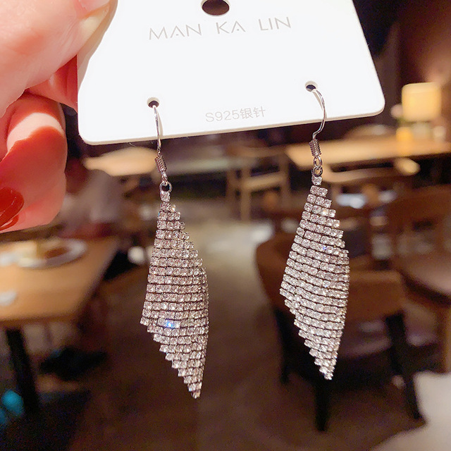 New Fashion Unique Personality Shiny Simple Love Tassel Peach Heart Earrings Party Jewelry Exquisite Gift Wholesale