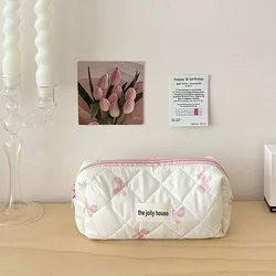 Charming Quilted Cotton Makeup Bag with Bow and Floral Accents (Pink S)