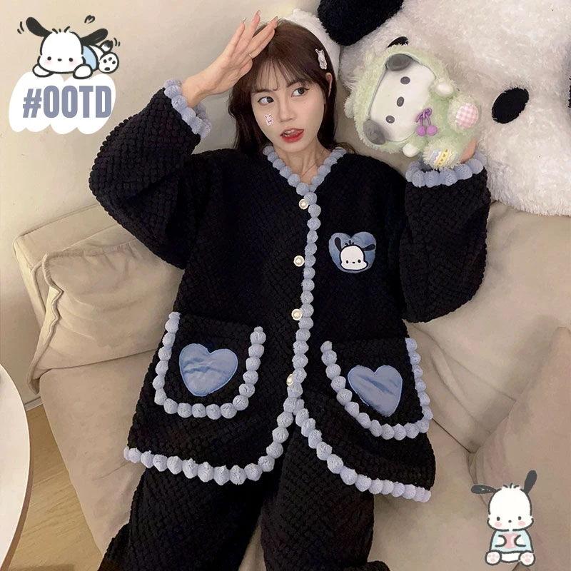 

Новинка, Женская осенне-зимняя пижама Hello Kitty полако из кораллового бархата, мультяшная утепленная Домашняя одежда, милая домашняя одежда