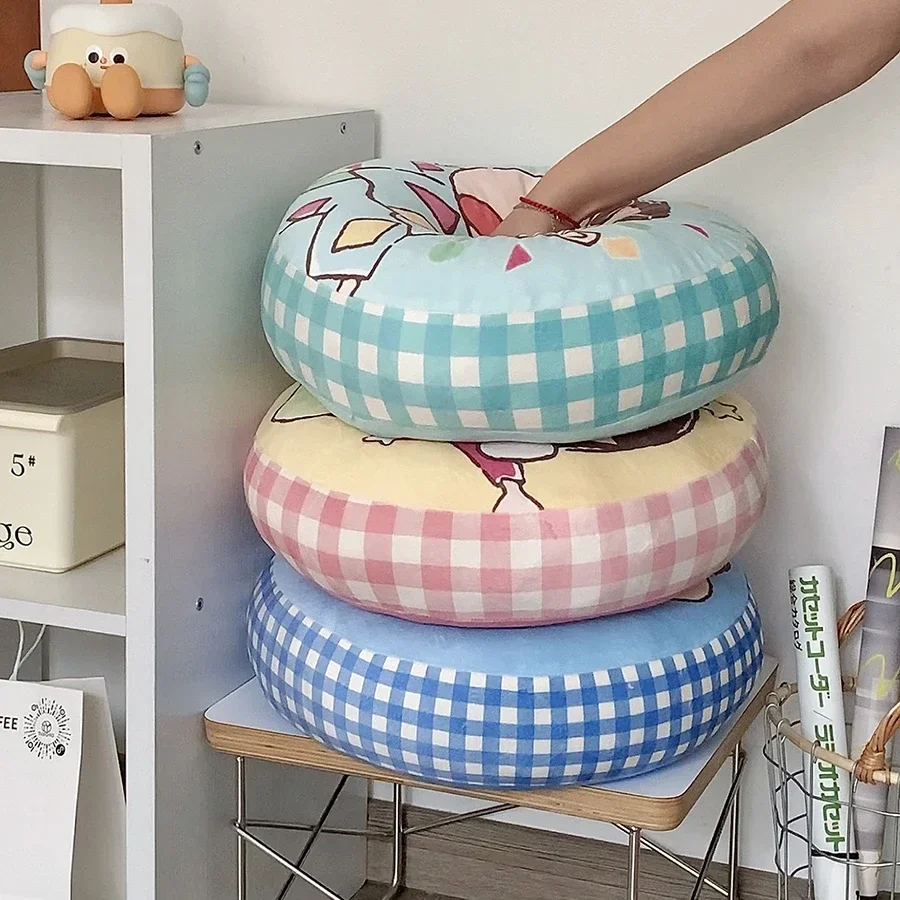 Lovely Crayon Shin-chan Back Cushion Very Soft Cuddly Pillow Japanese Style Round Cushion Sofa Bed Cushion Room Decor Gifts 5