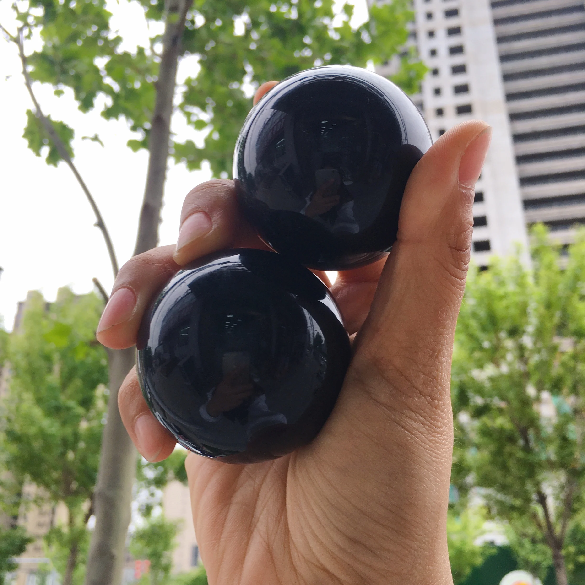 Pierre de guérison boule de cristal boule d'obsidienne noire naturelle de  60 mm
