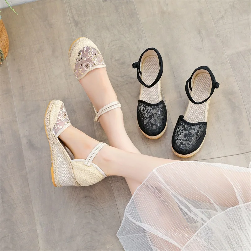 

Туфли женские с круглым носком, повседневные кроссовки на каблуке, из флока, на танкетке, на шнуровке, базовая однотонная ткань, лето 2024