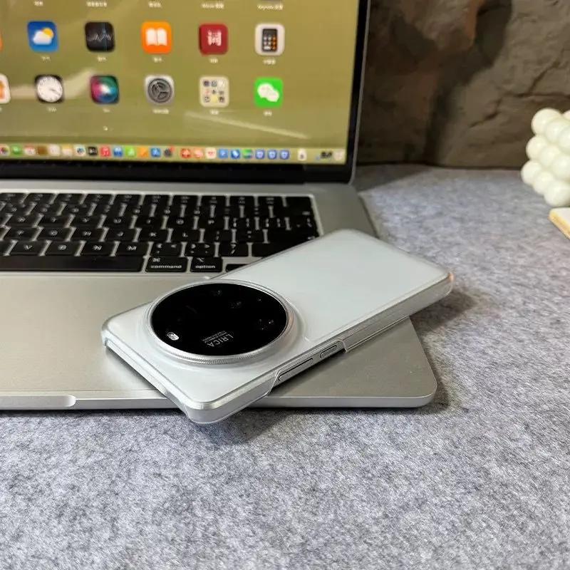 Ultra Thin Hard Snow Back Cover Case - Enhanced Protection and Sleek Design