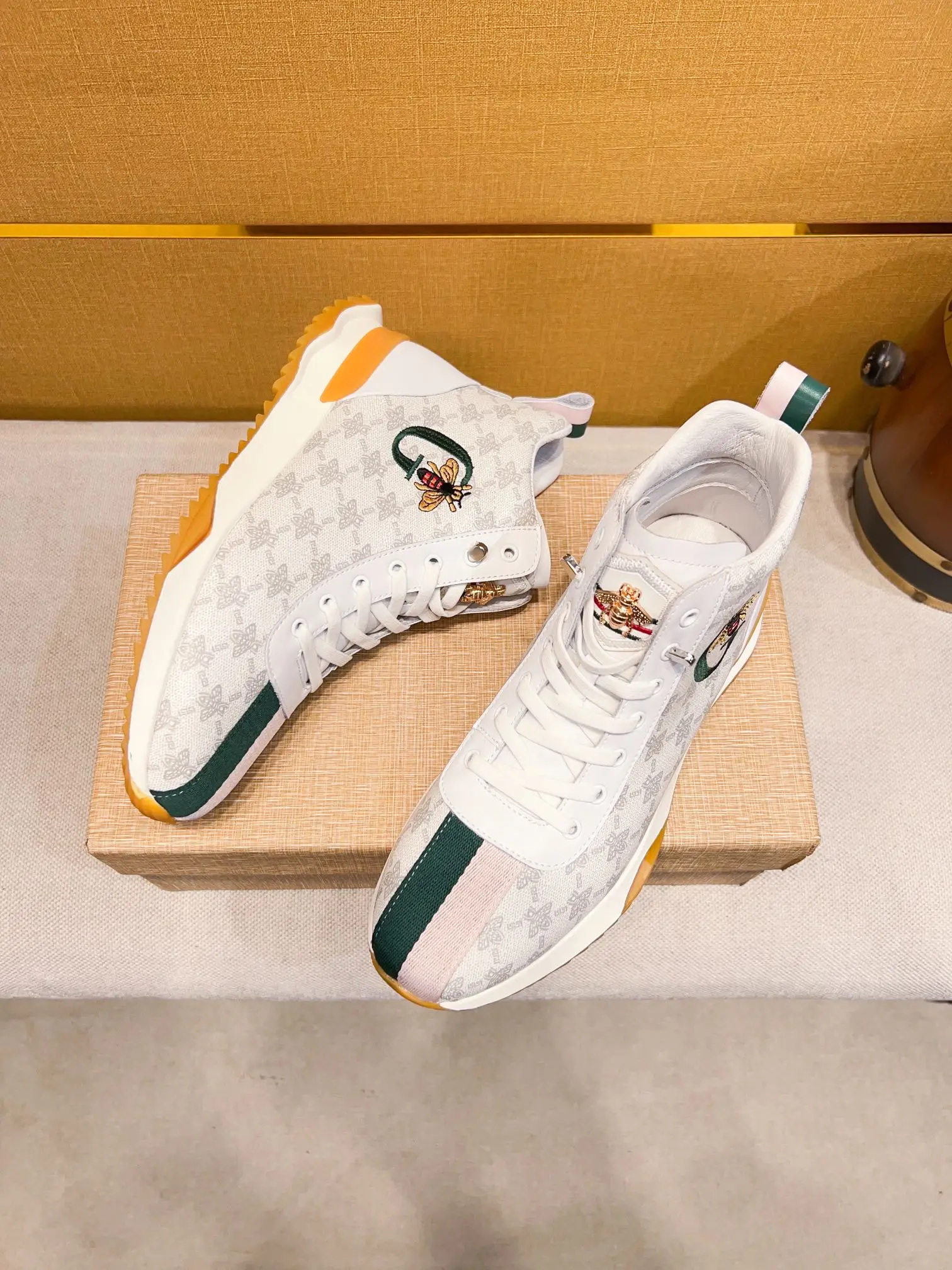 Bargain Vizzano Tenis Vizzano Veludo Preto Tenis Vizzano Branco