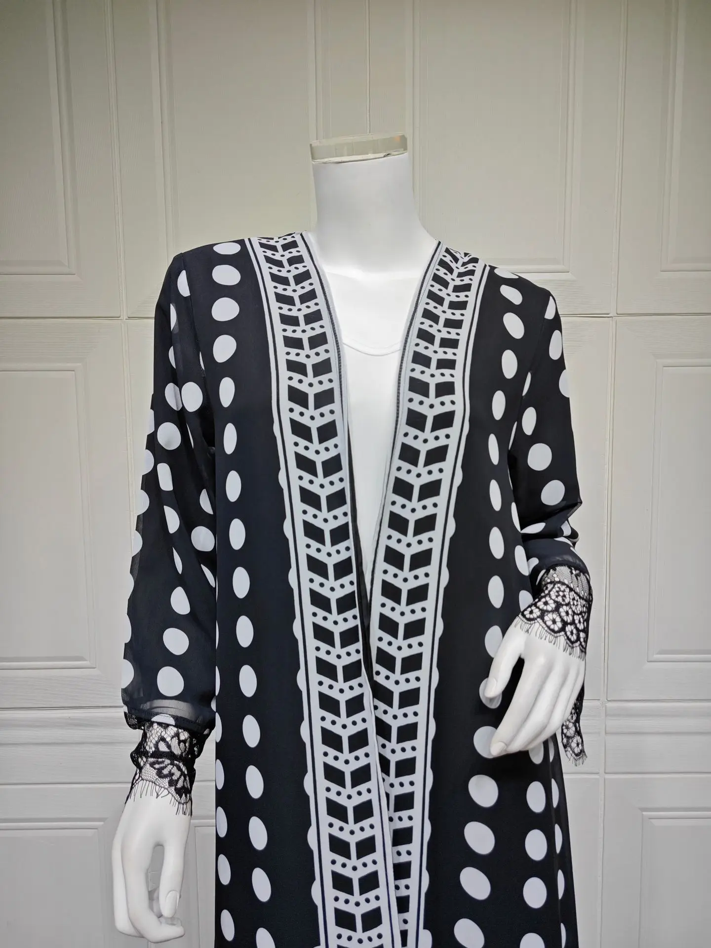 Zahraa New Muslim Polka Dot Printing Chiffon Abaya Fashion Lace Sleeve Hijab Clothing Women Open Kaftan 4