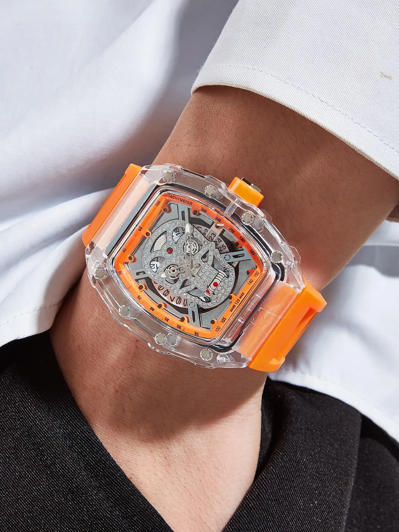 Fashion Personality Transparent Sport Retro Gear Machine Quartz Watch Alloy Diamond Rubber Band Quartz Watch 2023