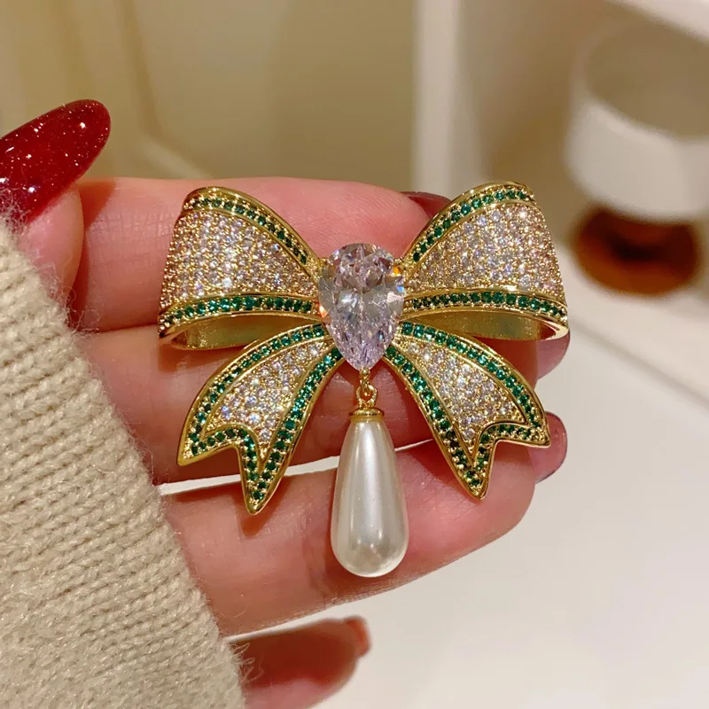 Red Fox Crystal & Pearl Brooch Pin – Animal Fancy Fashion Accessory For Wedding, Party, Banquet
