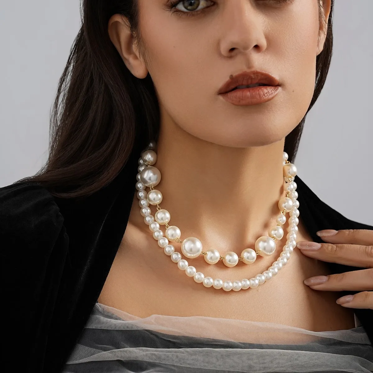 

Personalized Round Imitation Pearl Necklace For Women Simple And Versatile Women's Romantic Prom Jewelry Wholesale Direct Sales
