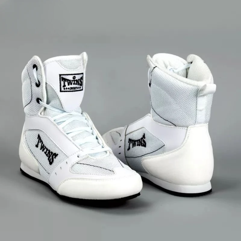 Professional Men Women Wrestling Sneakers Black Boxing Shoes for Unisex Luxury Brand Fighting Shoes Designer Gym Training Shoe