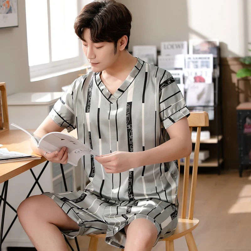 Mens Satin T-Shirt Male V Neck Short Sleeve Casual T-Shirt Loose Pajamas Tops Printing Loungewear Sleepwear Tees Tops