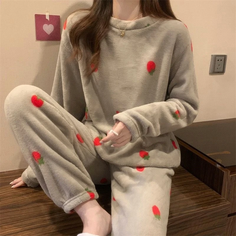 Sweet Women Pajama Set Strawberry Pullover Top 2Pcs Elastic Waist Straight Pants Casual Autumn Winter Fleece Homewear Suit Y2K