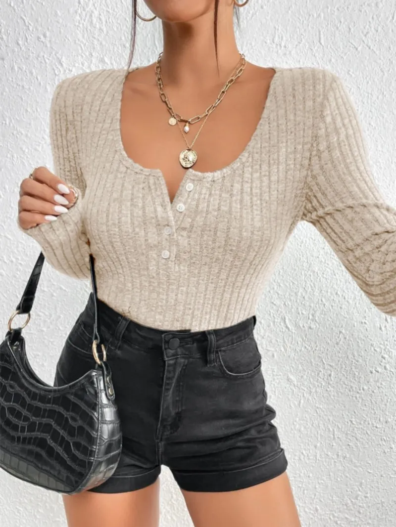 

Autumn New Fashion Women's Round Neck Pit Stripe Brushed Solid Color Button Panel Long Sleeve T-shirt for Women
