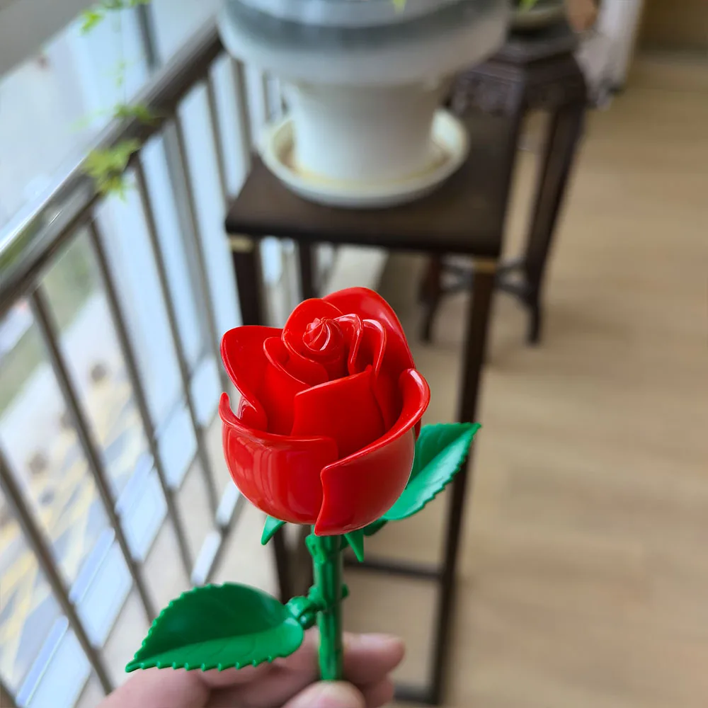 968PC Romantic Rose Bouquet Building Blocks Creative Home Desktop Plant Decorati
