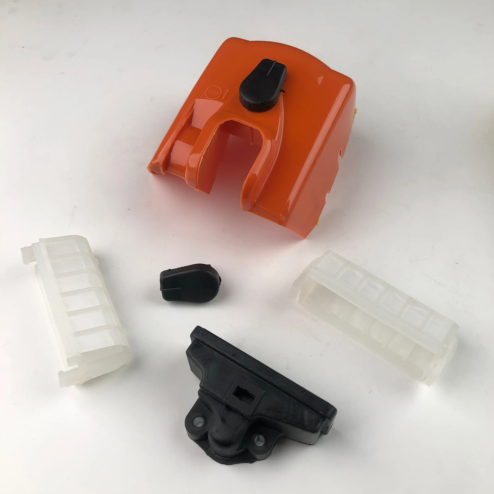 

1kit Air Filter Lock Cover Housing Head fir for Stihl MS210 MS250 025 023 MS230 Chainsaw Replacement 1123 140 1902 Garden Parts