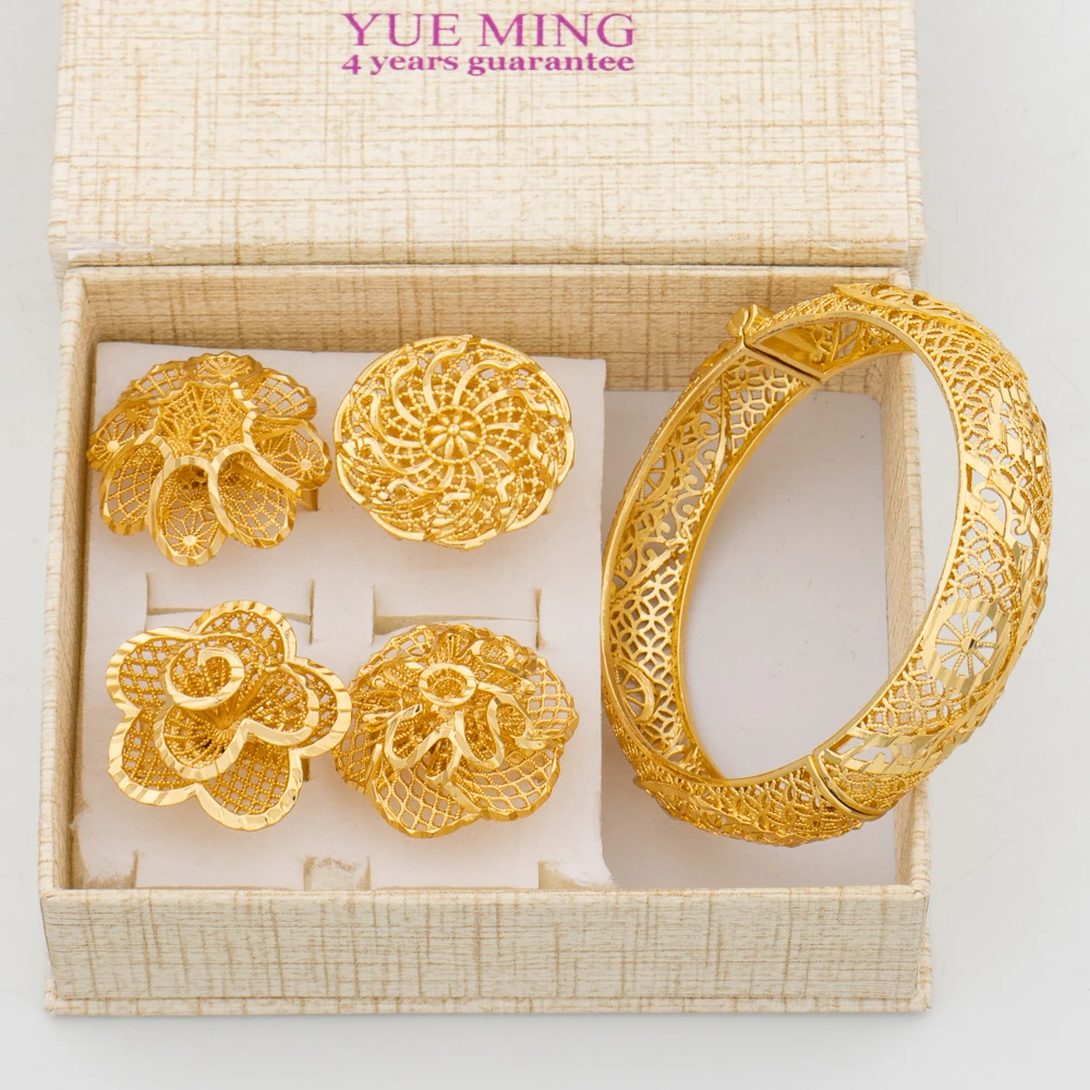 Luxury Dubai Ring Design for Women Stainless Steel Stackable Lady Gold Color Ring for Wedding Bridal Party Trendy Jewelry Gift