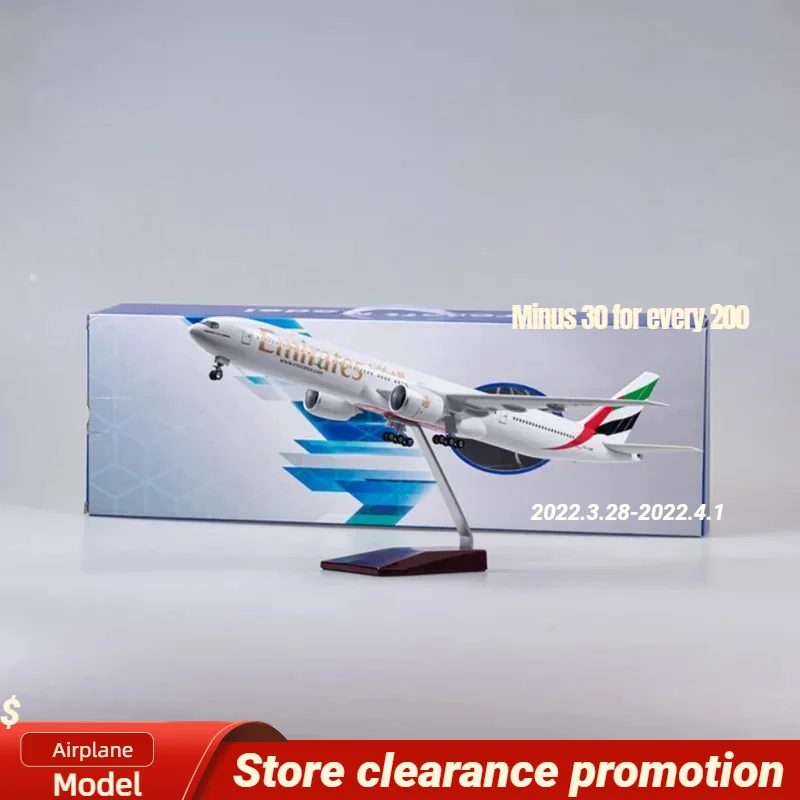 

47 см, масштаб 1/157, B777, модель самолета ОАЭ, авиакомпании со стандартным шасси, Пластиковая строительная игрушка, украшение для дома