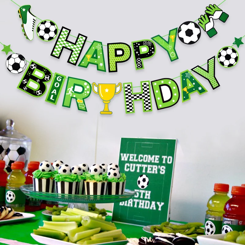 Ghirlanda Decorativa Calcio Per Compleanno – Striscione Happy Birthday A Tema Calcistico, Palloni E Bandierine, Bianco E Nero, Per Bambini E Festa A Tema Sport - 2