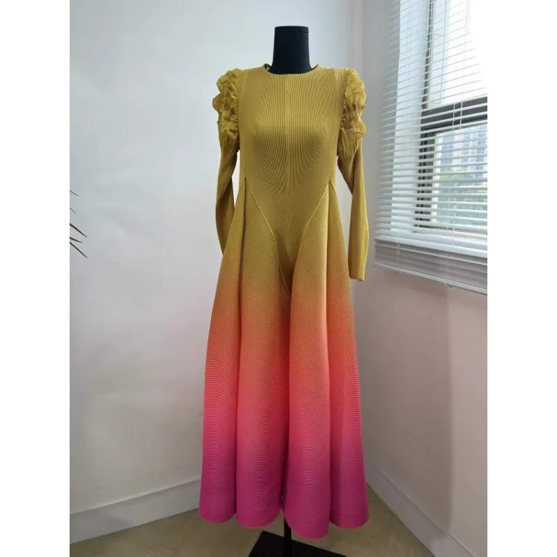 

Женское плиссированное платье GGHK Miyake, элегантное вечернее платье градиентного цвета с круглым вырезом, лето 2023