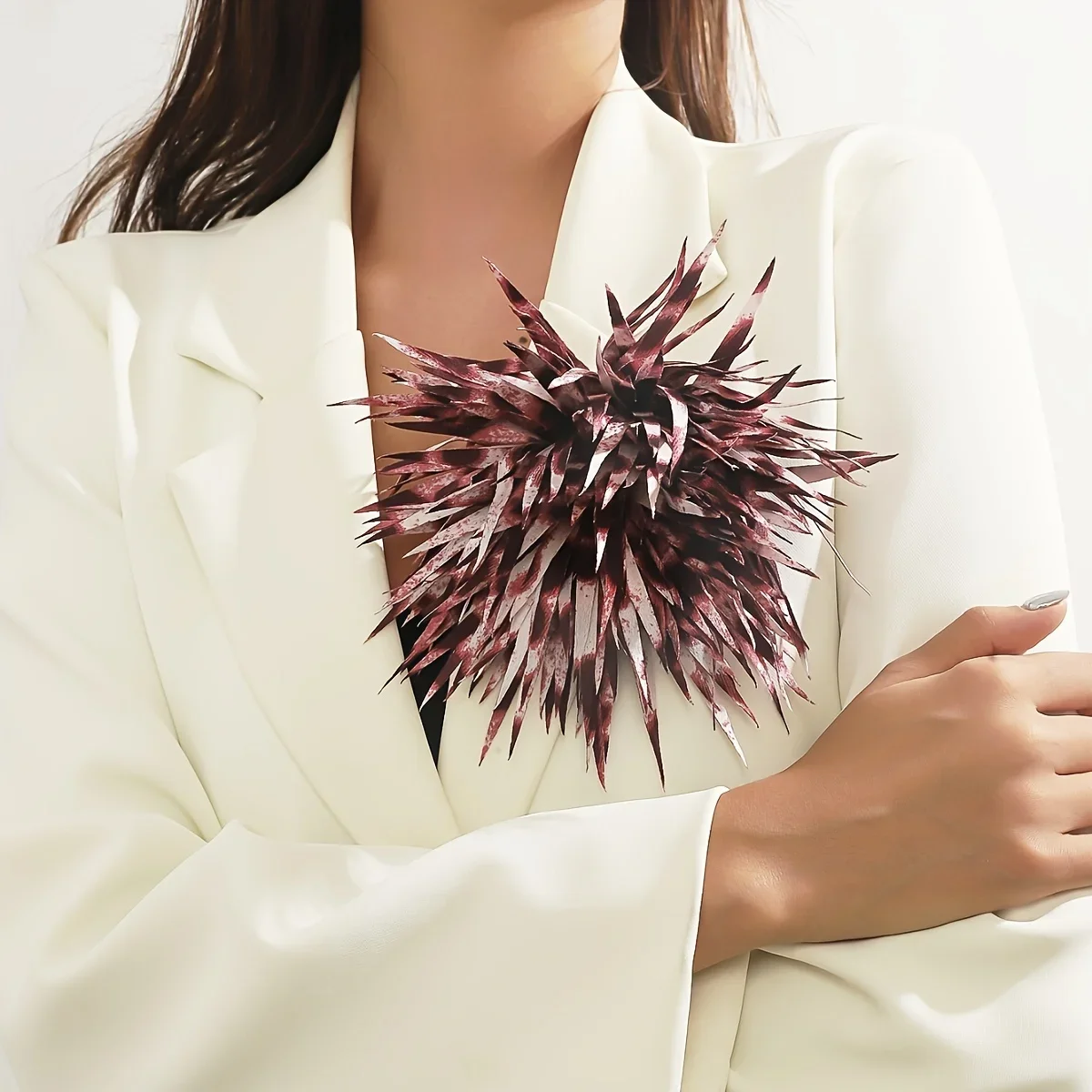 Fashionable Retro Handmade Leopard Print Flower Brooch - Women's Unique and Bold Design, Suitable for Daily Wear and Parties