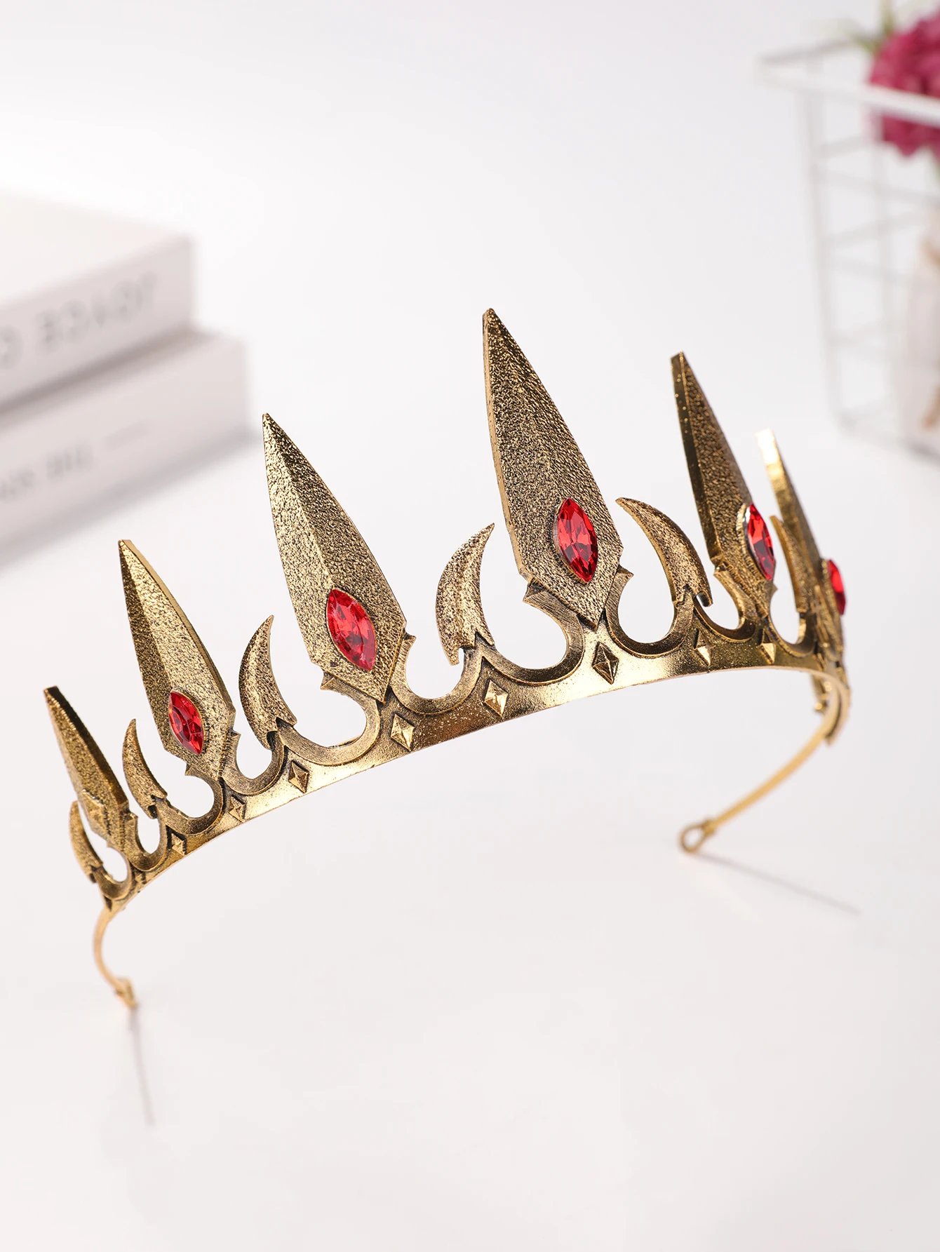 Queen's Court Retro-Krone, stilvolle Kopfbedeckung aus Metall für Männer und Frauen, ähnlich der Krone der Schneewittchen- und diebäumigen Stiefmutter – Detail 21