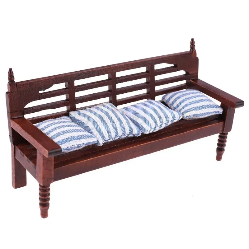 Fotobehang Moderne Witte Lederen Fauteuil Met Batton In Het Interieur Top 35140712
