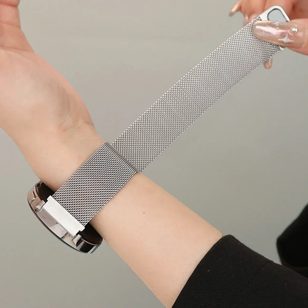 Elegant Magnetic Metal Milanese Loop Bracelet - Universal Fit 22mm & 20mm Strap
