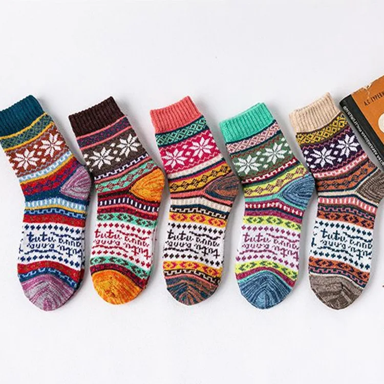 

2022 5 Pairs Fashion New WinterThicken Retro Cotton Warm Wool Women Socks Pregnant Warm Wool Socks Women maternity clothes