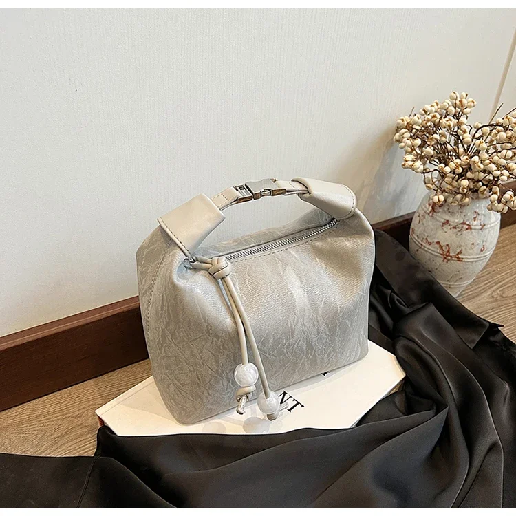 thumbnail image 1 of Bolsos de hombro cuadrados con cremallera de poliuretano macizo con hilo de coser 2024, bolsos casuales de alta calidad para mujer, bolsos de mano para mujer con compartimento interior, 1 of 5