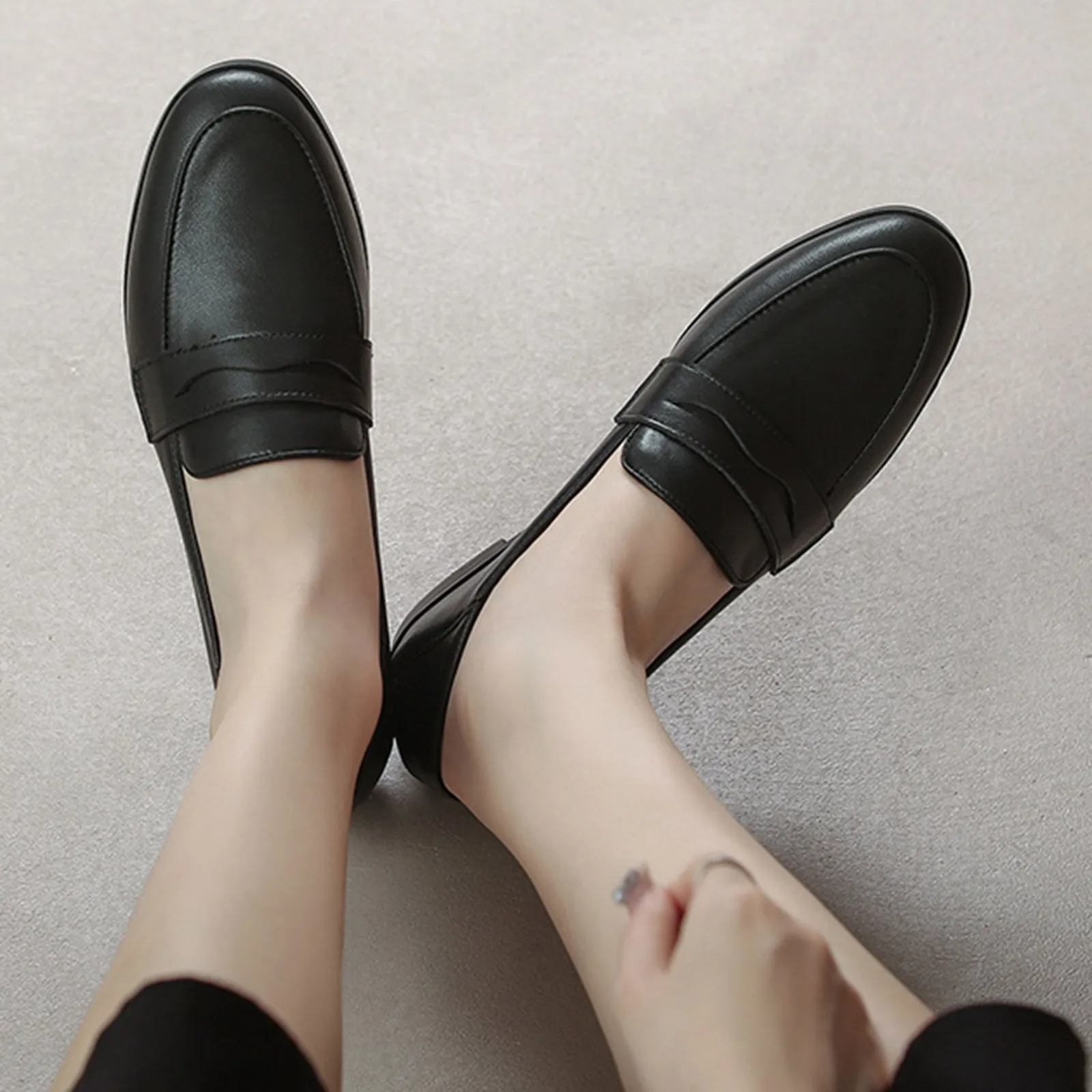 Women's Casual Soft Soled Leather Shallow Mouth Slip On Flats